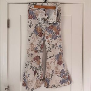 Free People Flair Floral Print Size 28 Jeans